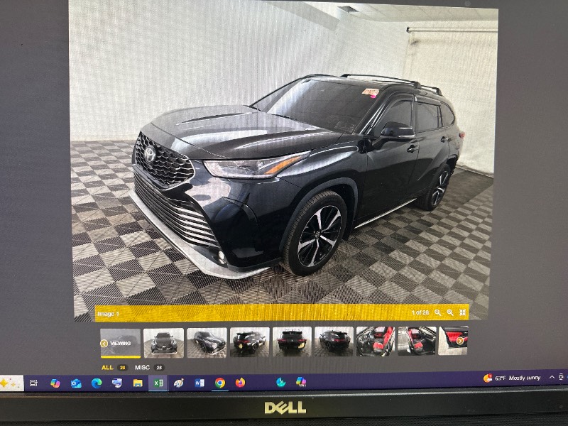 2021 Toyota Highlander XSE's photo