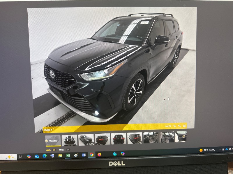 2022 Toyota Highlander XSE's photo