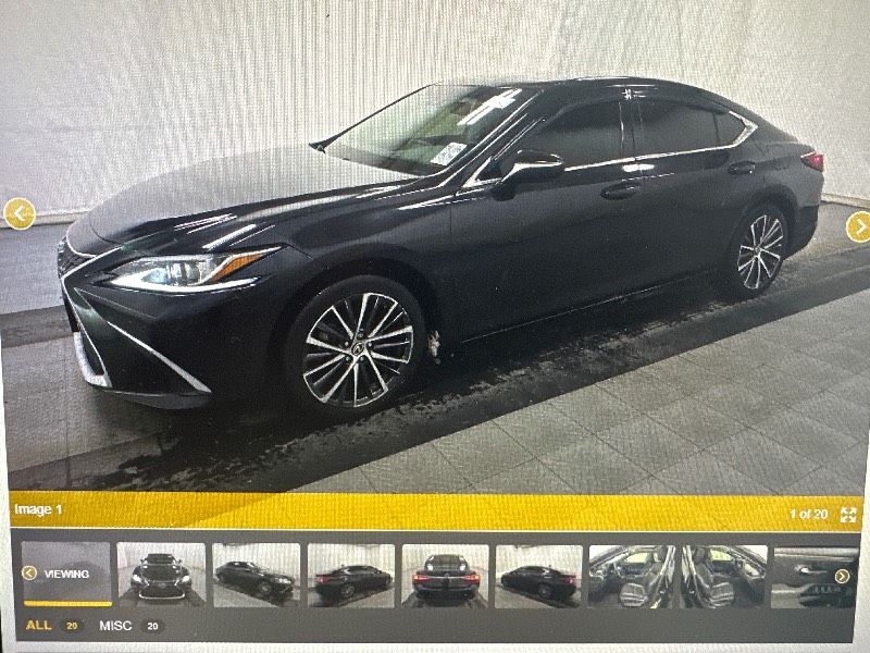 2023 Lexus ES 350's photo